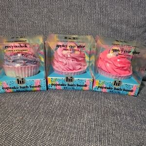 NWT Hi Peach Layne Cupcake 3 Bath Bomb Set Clean Beauty Gift Relax